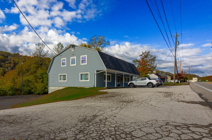 3422 Pennsylvania Ave, Charleston, WV à vendre - Photo du bâtiment - Image 2 de 11