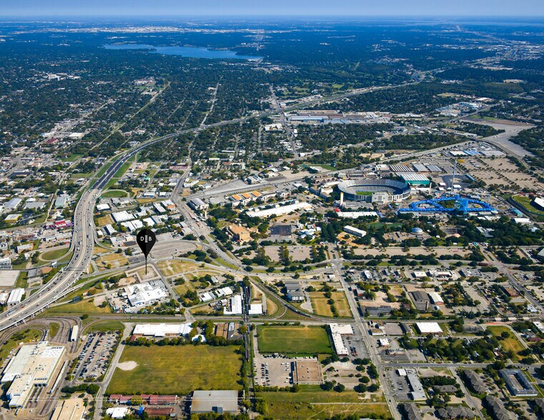 715 Second Ave, Dallas, TX à vendre - Photo du bâtiment - Image 3 de 12