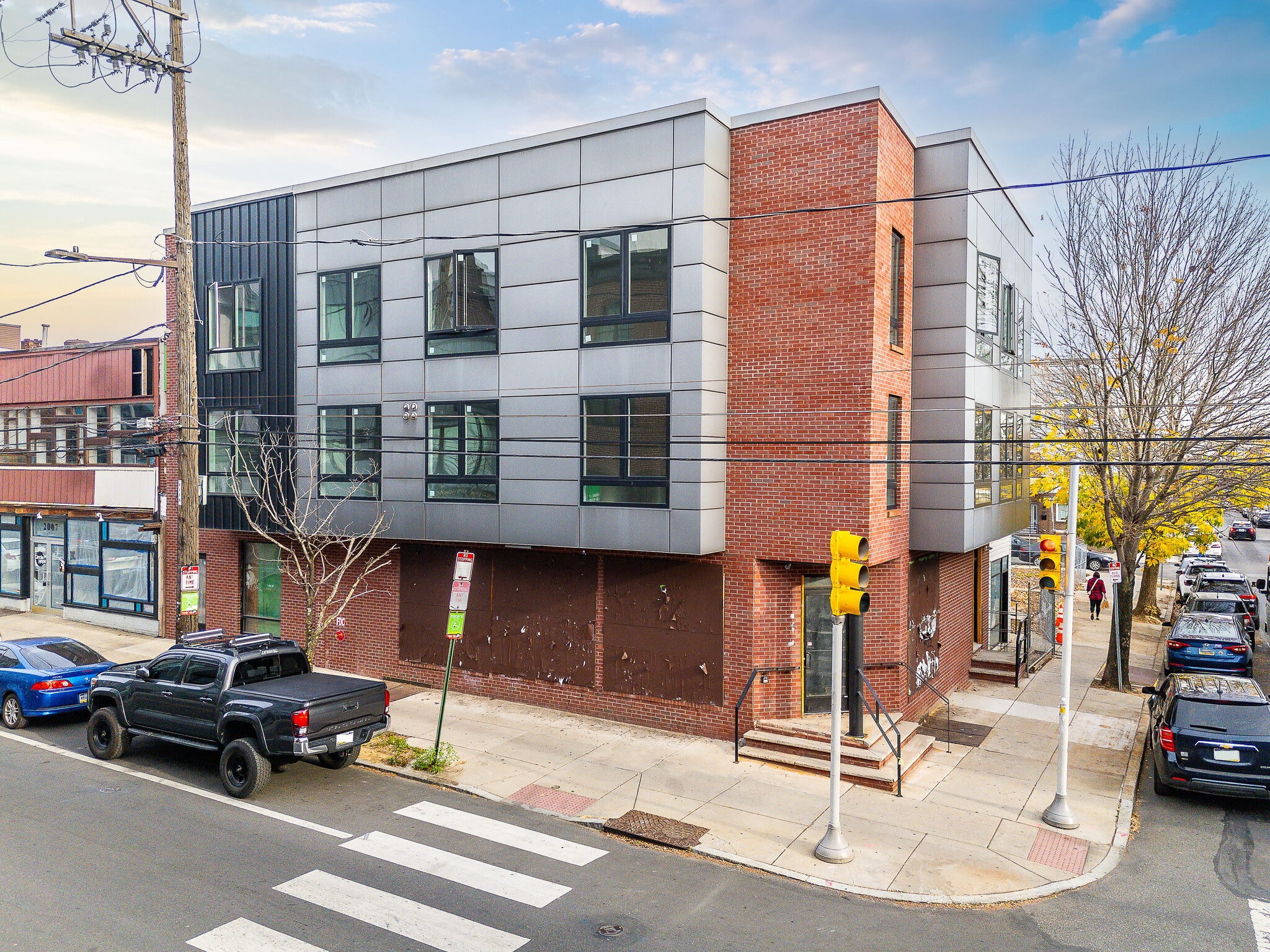 2001 Frankford Ave, Philadelphia, PA for lease Primary Photo- Image 1 of 2