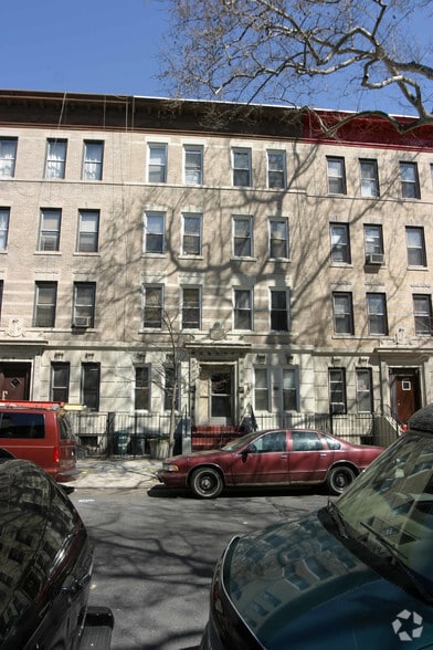 1355 Pacific St, Brooklyn, NY for sale - Primary Photo - Image 1 of 18