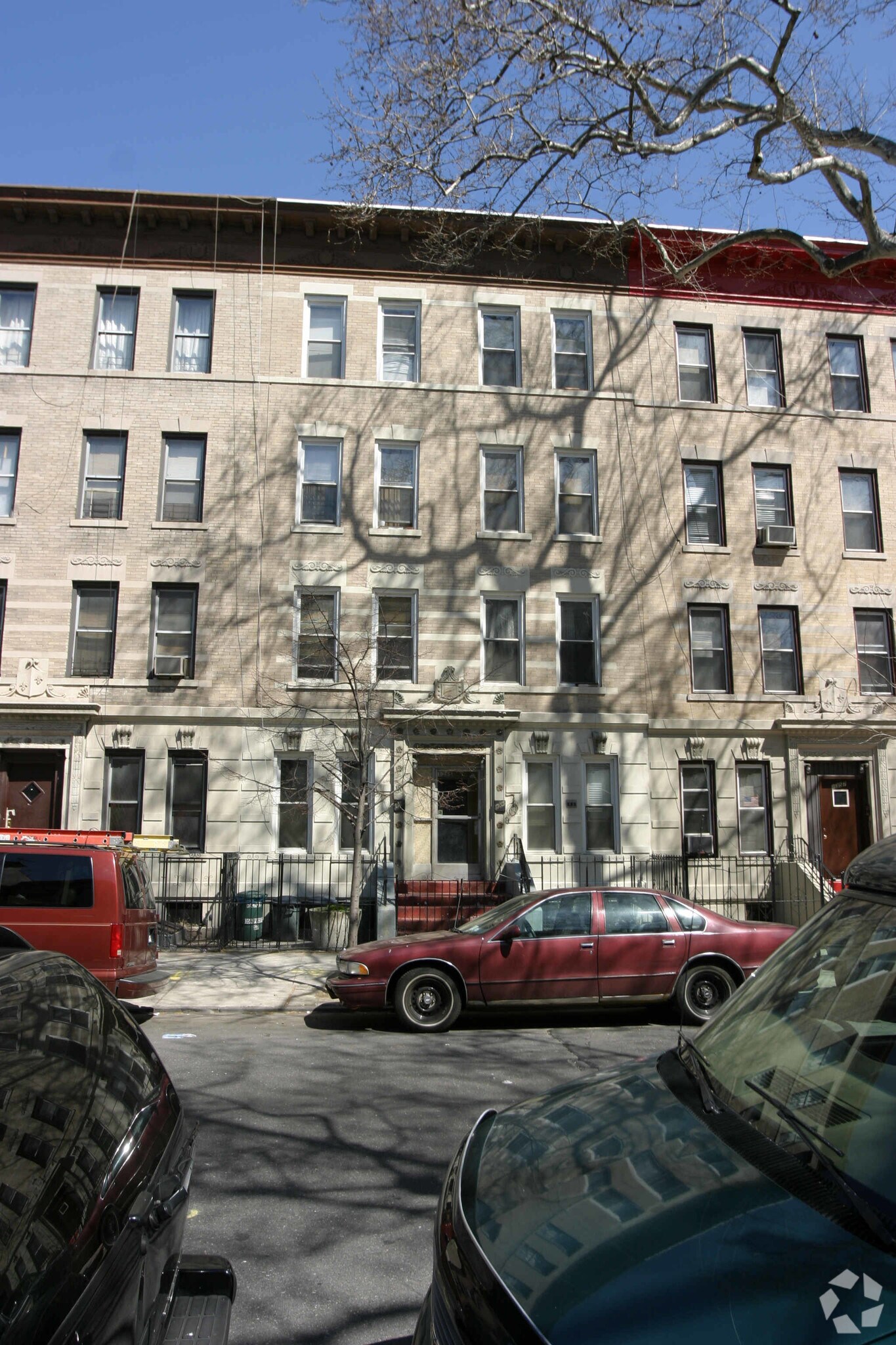 1355 Pacific St, Brooklyn, NY à vendre Photo principale- Image 1 de 19
