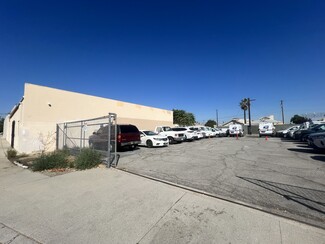 Plus de détails pour 152-182 N Cypress St, Pomona, CA - Industriel à vendre