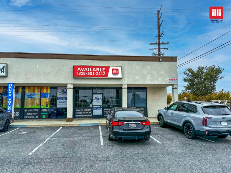 17601-17615 Lakewood Blvd, Bellflower, CA à louer - Photo du bâtiment - Image 2 de 6