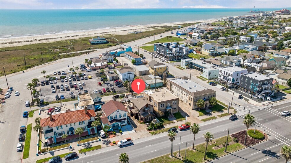 715 Broadway St, Galveston, TX à vendre - Photo du bâtiment - Image 3 de 32