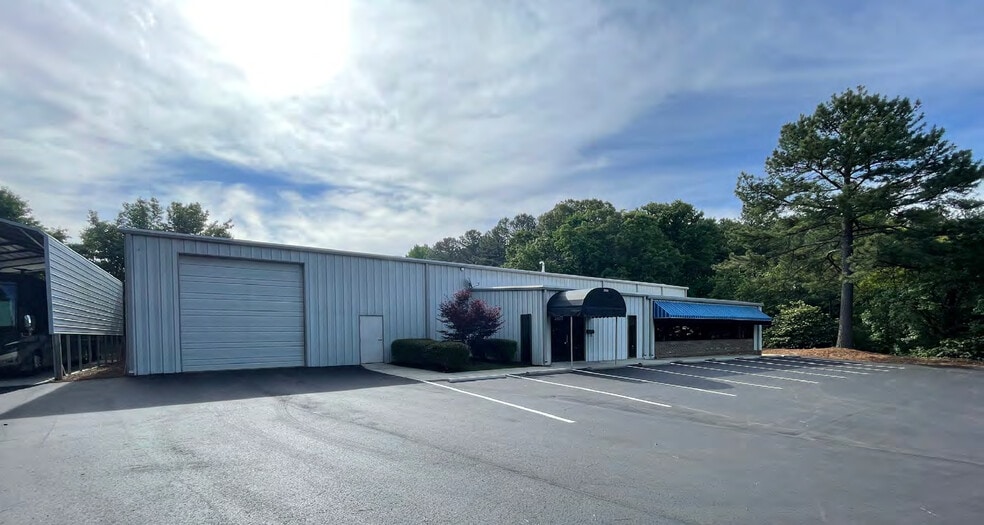 3908 Memo Ct, Raleigh, NC for lease - Building Photo - Image 2 of 7
