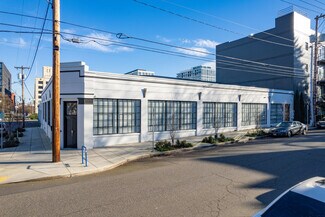 Plus de détails pour 1640 NW Irving St, Portland, OR - Bureau à vendre