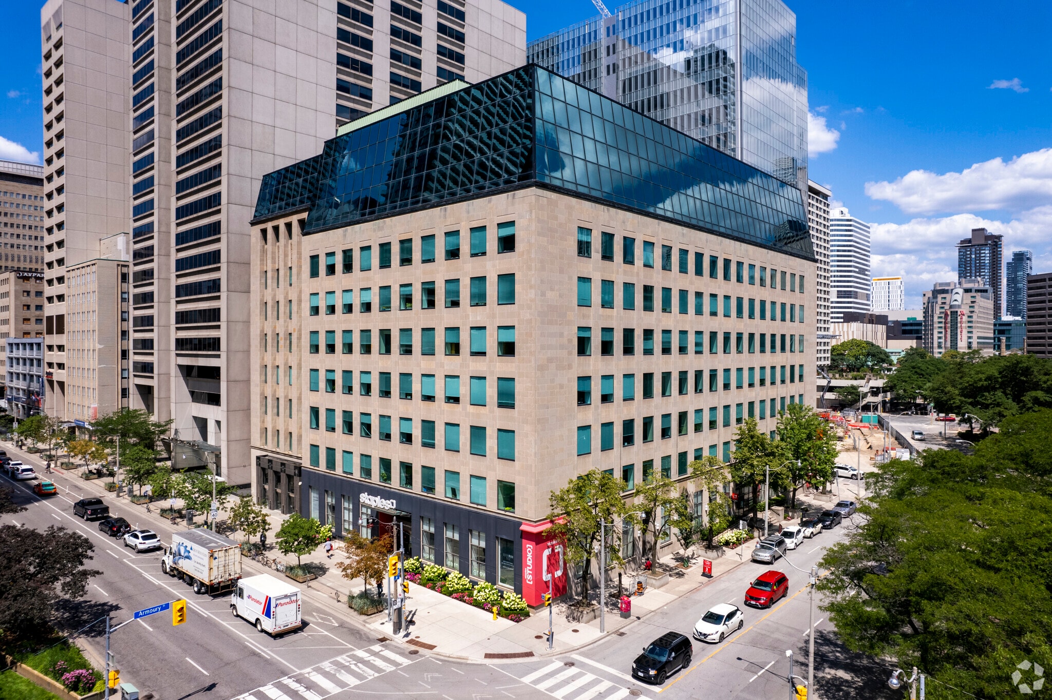 375 University Ave, Toronto, ON for lease Building Photo- Image 1 of 8