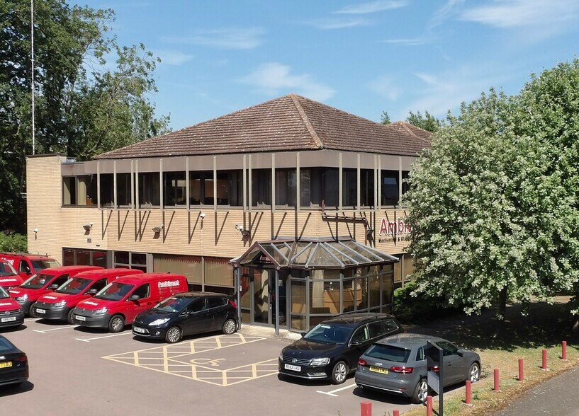 1 Anglia Court, Moulton Park, Northampton à vendre - Photo du bâtiment - Image 1 de 3