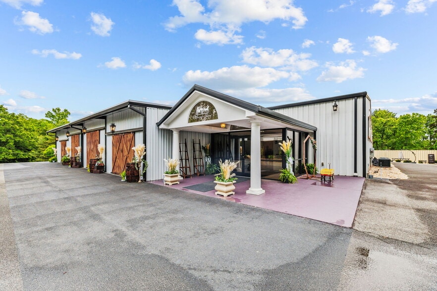 2929 Hedrick Mill Rd, Lexington, NC for sale - Building Photo - Image 2 of 49