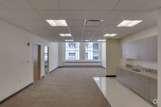 104 S Michigan Ave, Chicago, IL for lease Interior Photo- Image 2 of 3