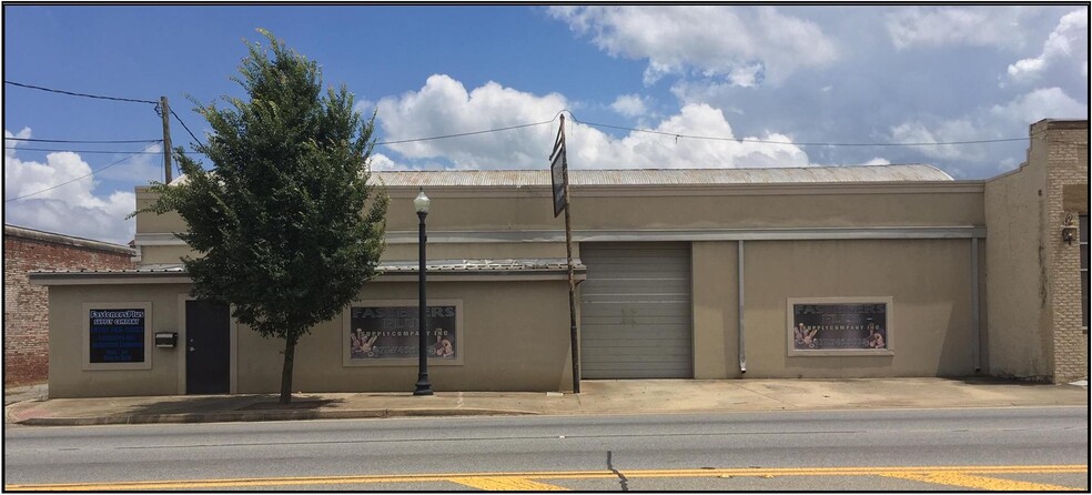 852 Martin Luther King Jr Blvd, Macon-Bibb, GA for lease - Primary Photo - Image 1 of 13