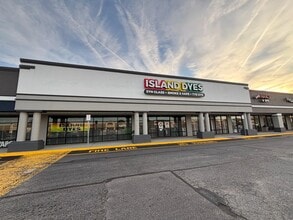 2701-2736 N Mall Dr, Virginia Beach, VA for lease Building Photo- Image 1 of 1