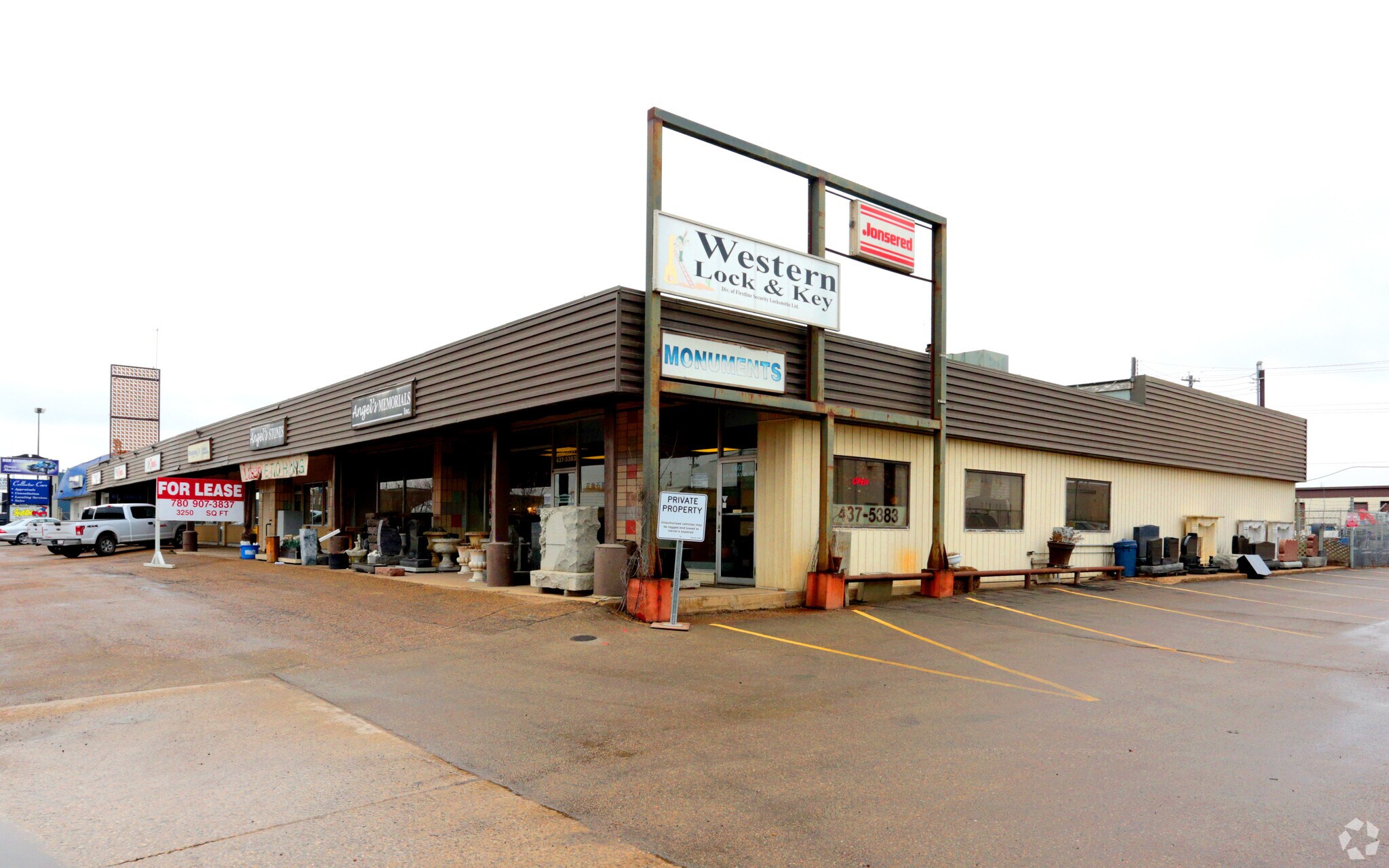 5613 Gateway Blvd NW, Edmonton, AB for sale Building Photo- Image 1 of 1