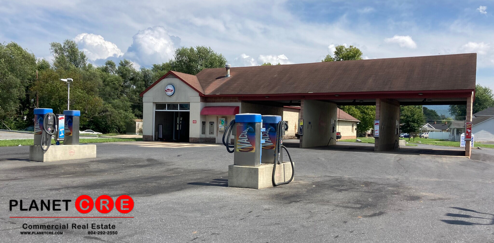 400 N Poplar Ave, Waynesboro, VA for sale - Building Photo - Image 1 of 5