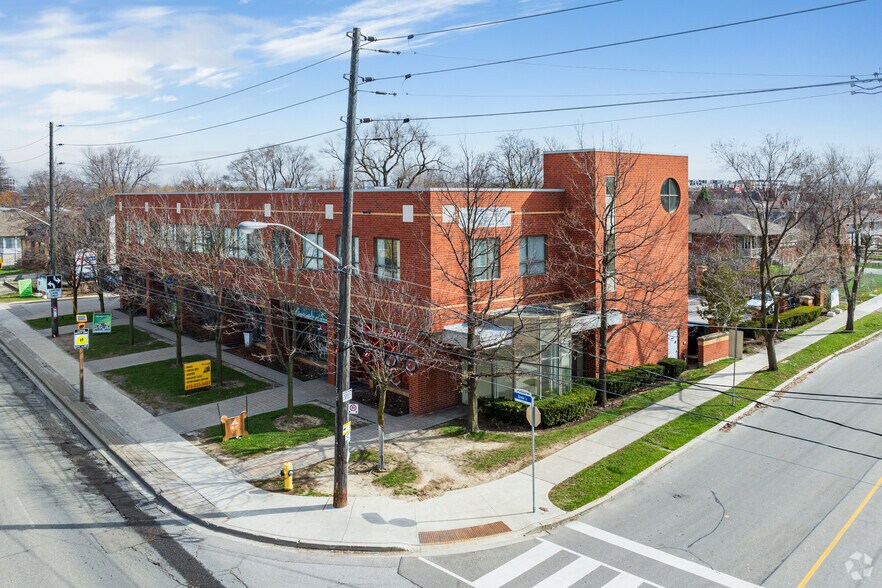 2801 Keele St, Toronto, ON à louer - Photo du bâtiment - Image 2 de 4