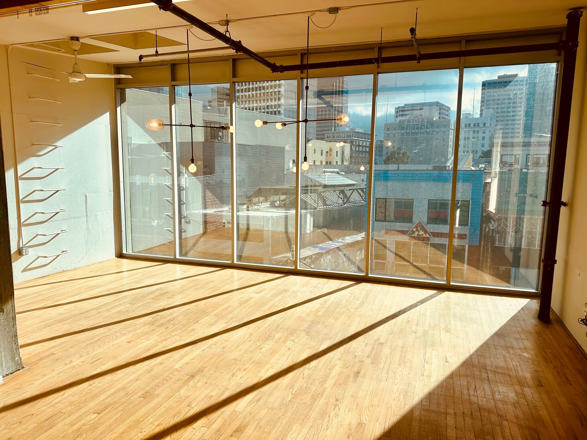 1727-1729 Telegraph Ave, Oakland, CA for lease Interior Photo- Image 1 of 17