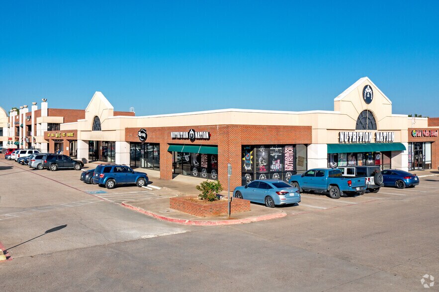 3701-3775 S Cooper St, Arlington, TX à louer - Photo du bâtiment - Image 2 de 20