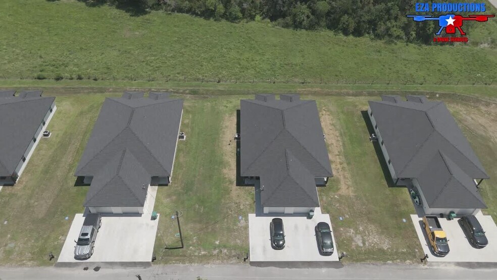 4504-4506 Bob Hall Rd, Orange, TX à vendre - Vidéo sur l’inscription commerciale - Image 2 de 32