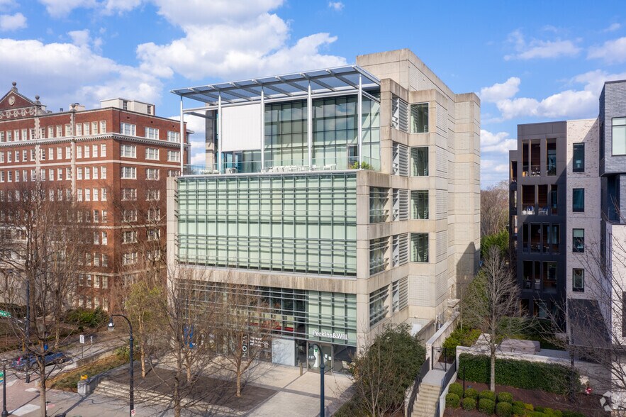 1315 Peachtree St NE, Atlanta, GA à louer - Photo du bâtiment - Image 1 de 7