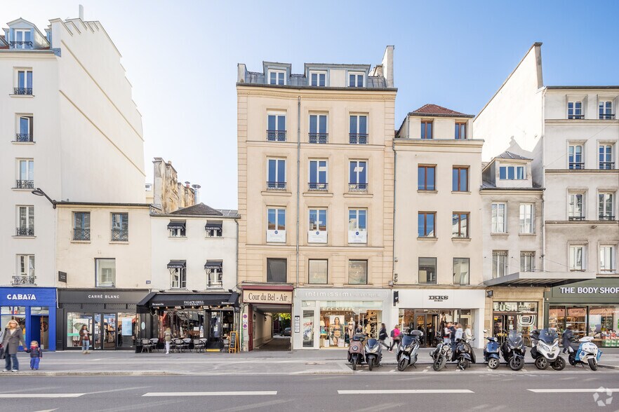 54 Rue Du Faubourg Saint-Antoine, Paris à louer - Photo principale - Image 1 de 4
