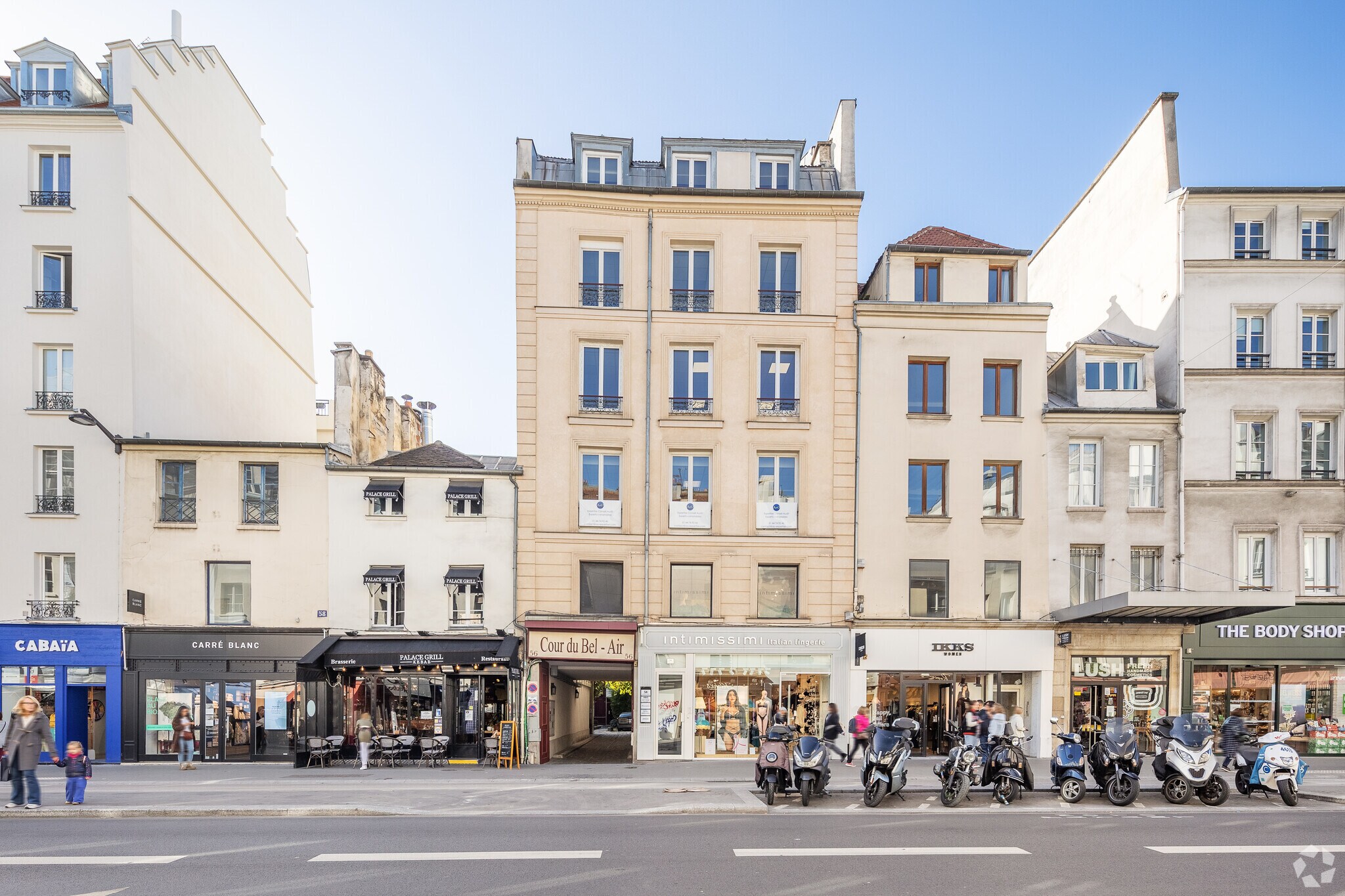 56 Rue Du Faubourg Saint-Antoine, Paris à louer Photo du bâtiment- Image 1 de 4