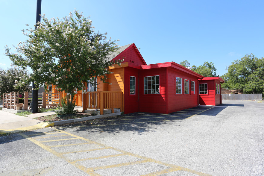 4219 Fredericksburg Rd, San Antonio, TX for sale - Building Photo - Image 2 of 26