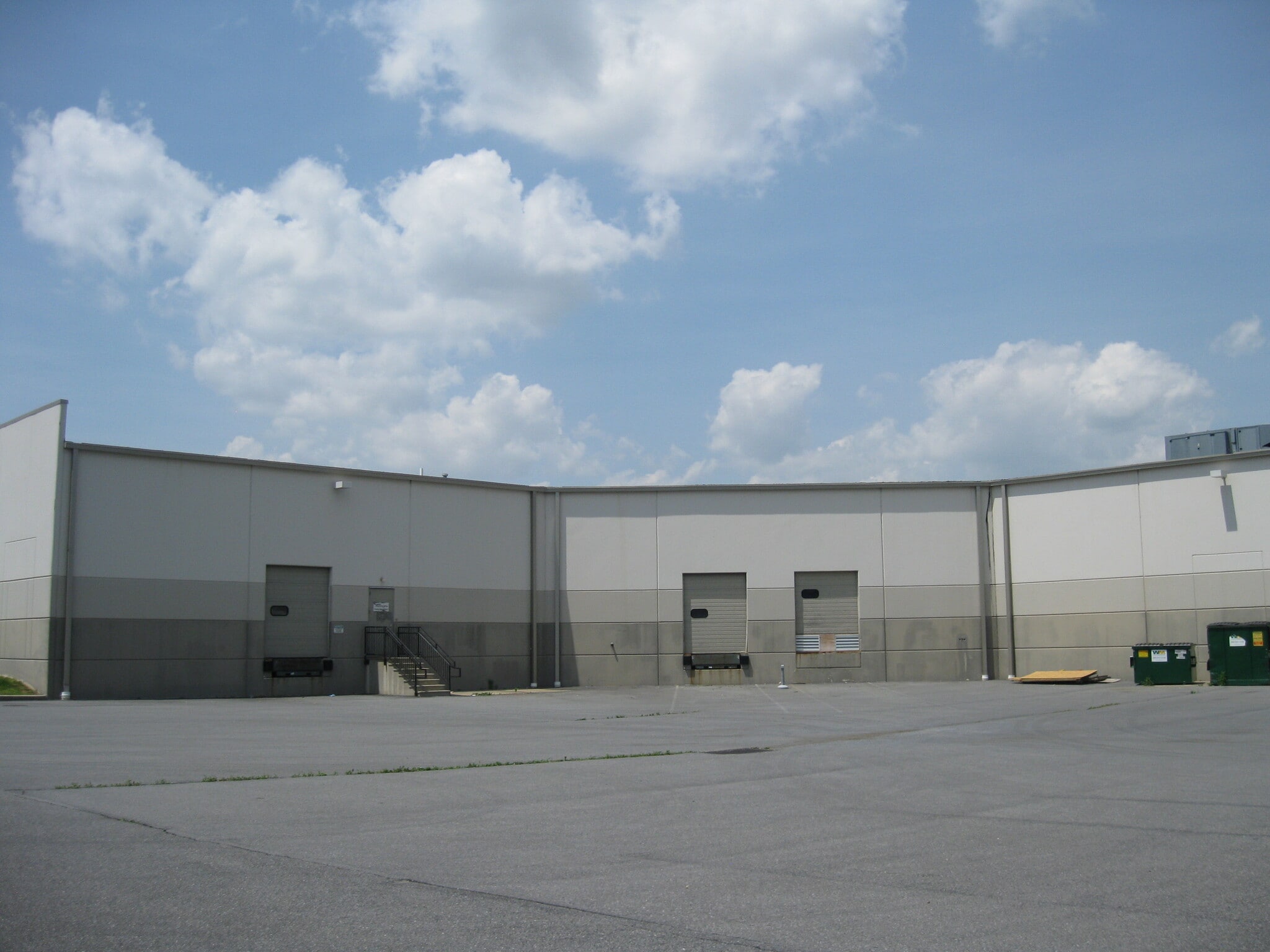 2800 Baglyos Cir, Bethlehem, PA for lease Building Photo- Image 1 of 2