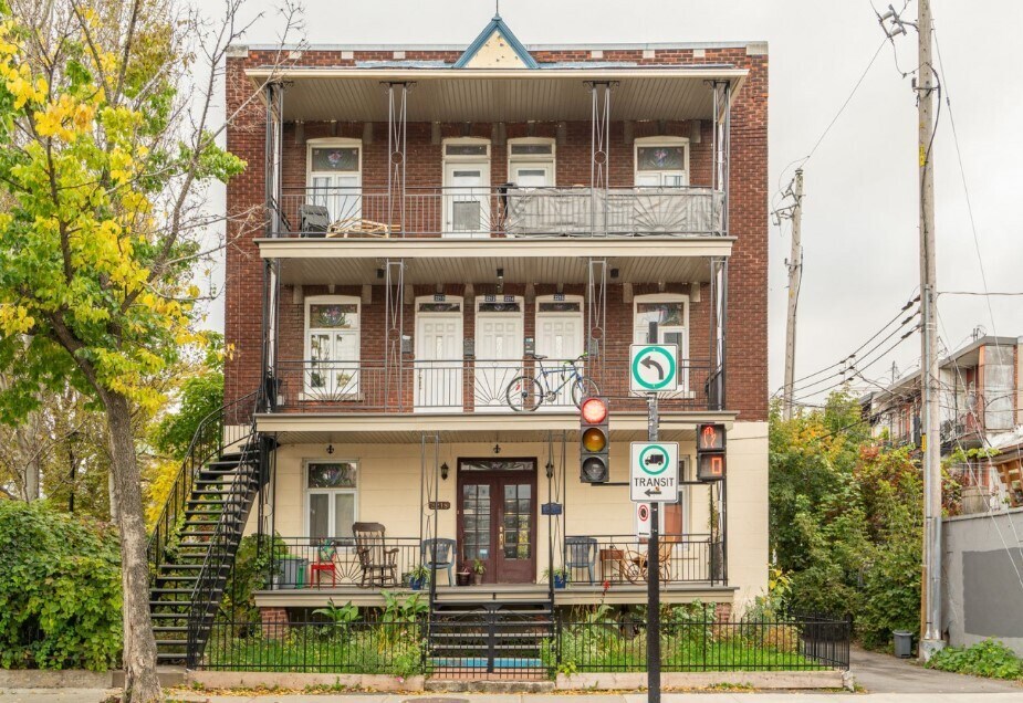 2218 Rue d'Iberville, Montréal, QC à vendre Photo principale- Image 1 de 1
