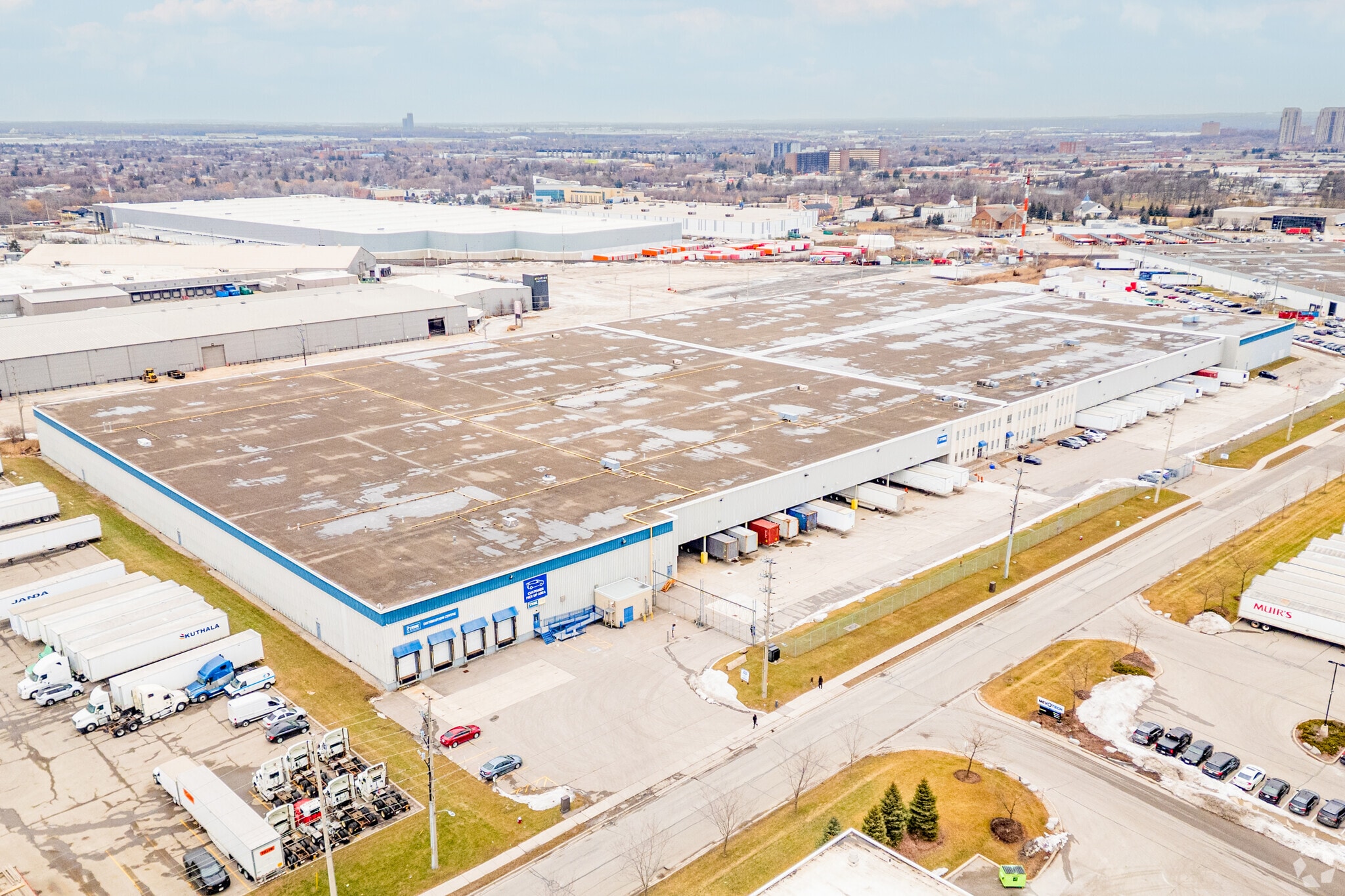 6757 Northwest Dr, Mississauga, ON for lease Primary Photo- Image 1 of 20