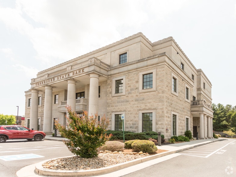 11470 Parkside Dr, Knoxville, TN for lease - Primary Photo - Image 1 of 33