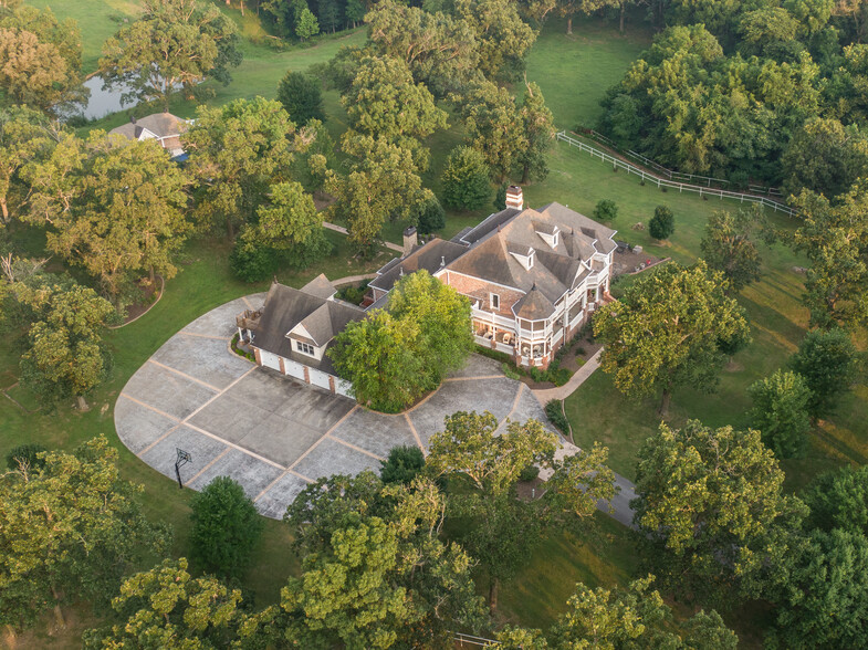 14746 Highway 102, Decatur, AR for sale - Aerial - Image 1 of 1