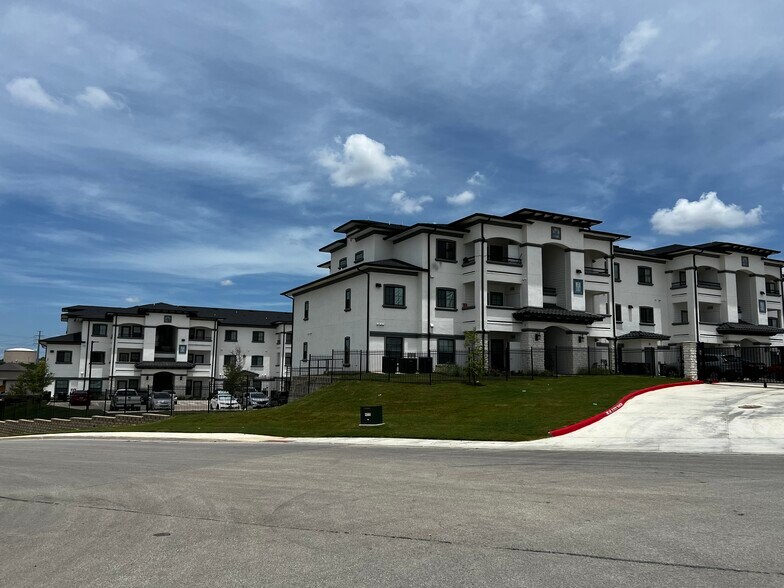 10504 Amber Heart Crk, San Antonio, TX à louer - Photo du bâtiment - Image 3 de 6