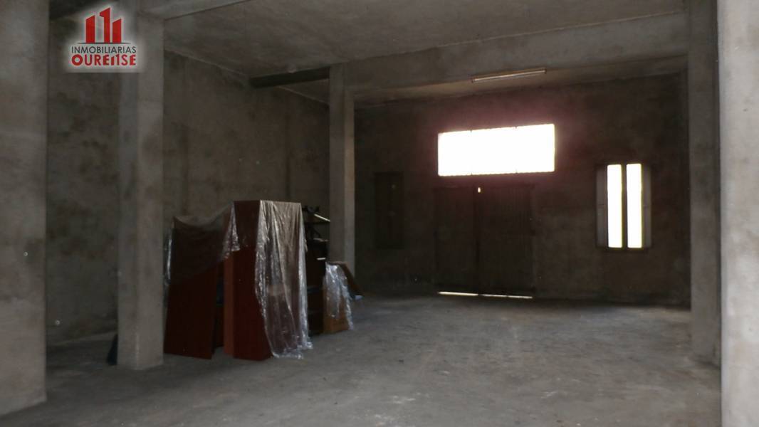 Commerce de détail dans Ourense, Orense à louer Photo du bâtiment- Image 1 de 6