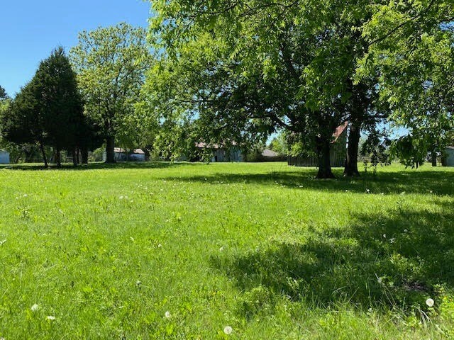 7401 Liberty Grove Rd, Rowlett, TX à vendre - Photo du bâtiment - Image 3 de 5