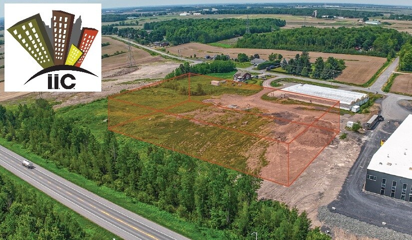 885 Rue Bernard, Granby, QC à louer - Photo du bâtiment - Image 2 de 3