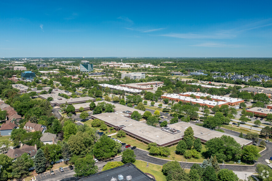 450-500 E Diehl Rd, Naperville, IL for lease - Aerial - Image 2 of 24