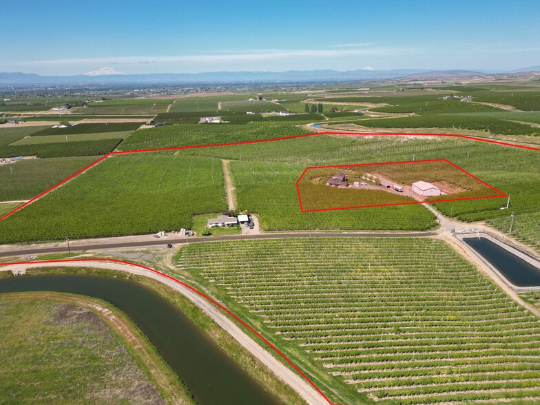 370 Macy Rd, Zillah, WA à vendre - Photo du bâtiment - Image 2 de 130