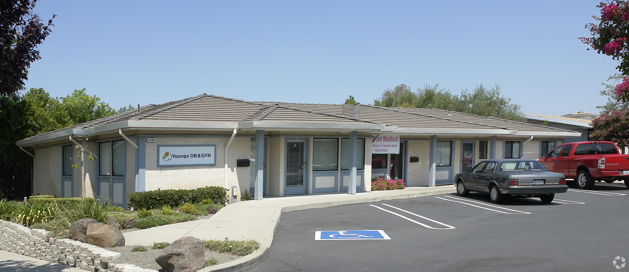 3724 Lone Tree Way, Antioch, CA à vendre Photo principale- Image 1 de 30