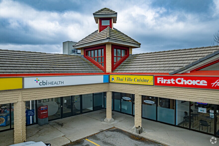 666 Woolwich St, Guelph, ON à louer - Photo du bâtiment - Image 3 de 9