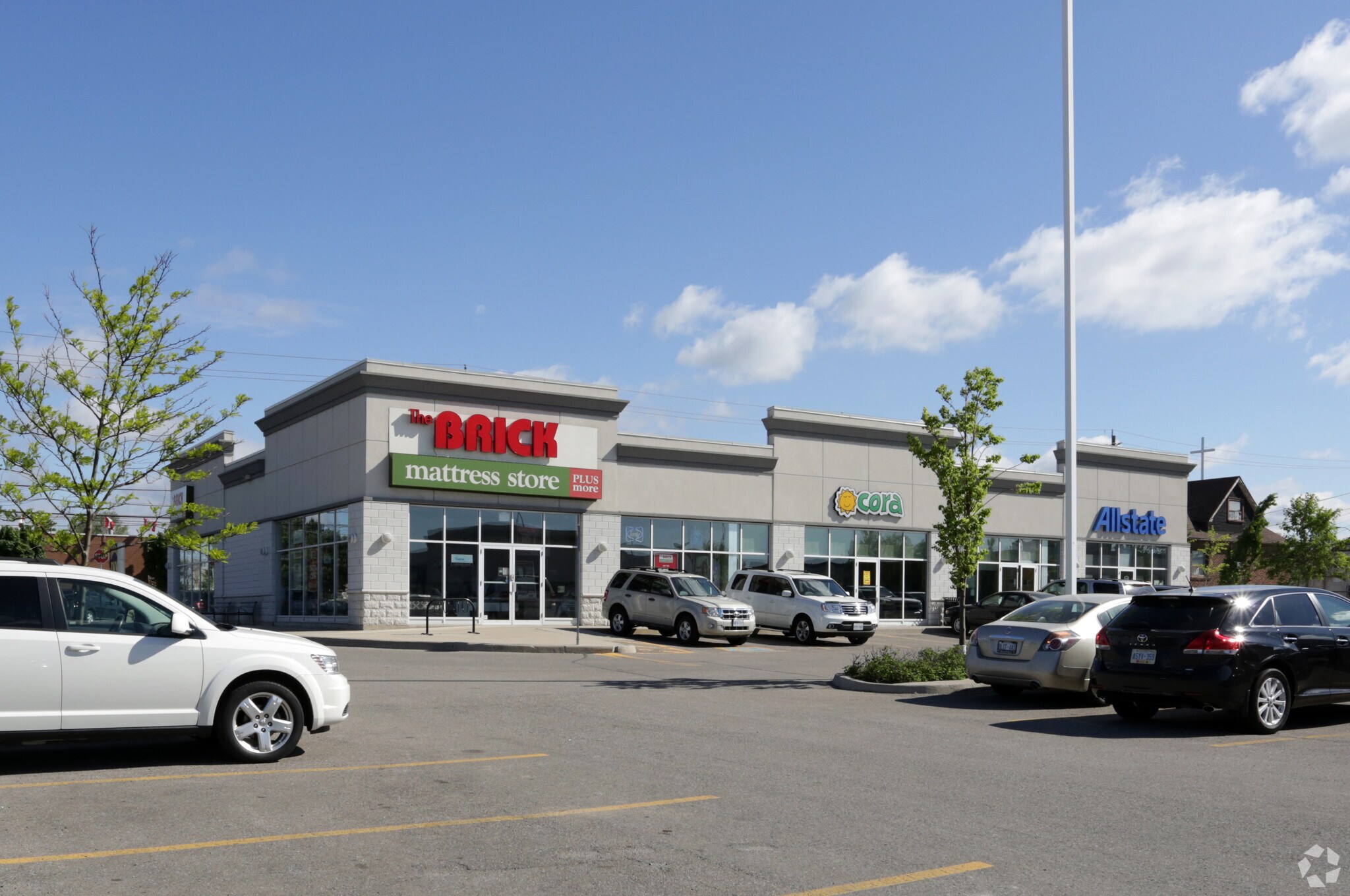 1551-1555 The Queensway, Toronto, ON à vendre Photo principale- Image 1 de 1