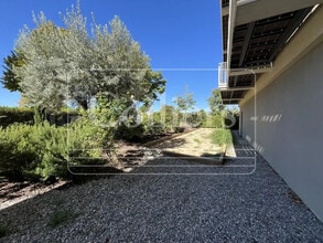 20 Rue Georges Claude, Aix-en-Provence for lease Building Photo- Image 1 of 11