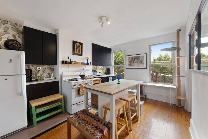 130 Coffey St, Brooklyn, NY à vendre - Photo du bâtiment - Image 2 de 20