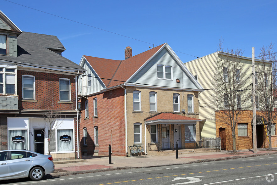 906 Dixwell Ave, Hamden, CT for sale - Primary Photo - Image 1 of 1