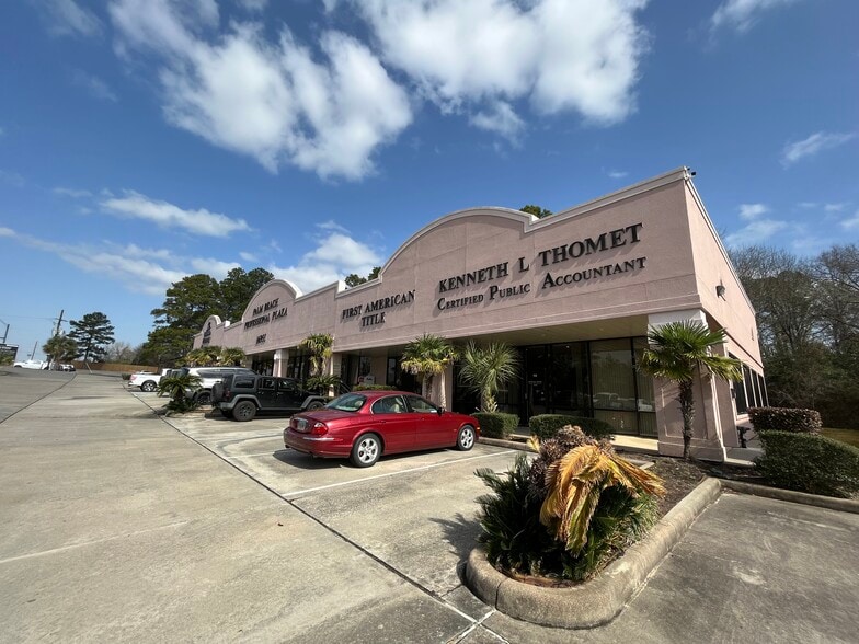 16955 Walden Rd, Montgomery, TX à louer - Photo du bâtiment - Image 3 de 4