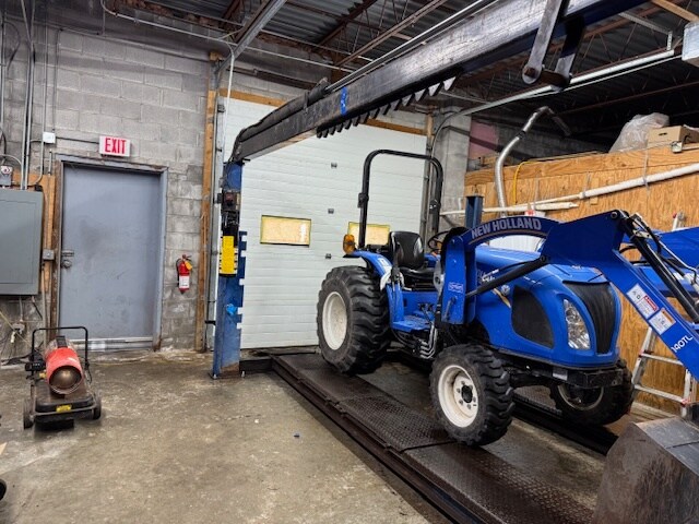 3328 Seneca Tpke, Canastota, NY à vendre - Photo du bâtiment - Image 2 de 7