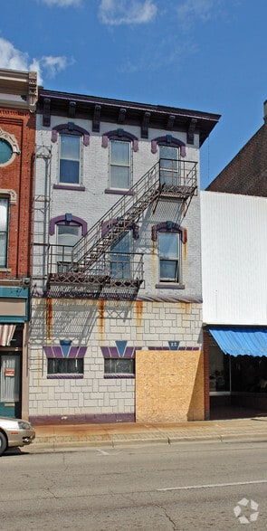 22 S Main St, Miamisburg, OH for lease - Building Photo - Image 2 of 27