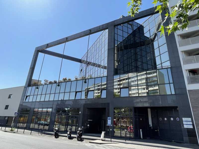 Bureau dans Ivry-sur-Seine à louer Photo du bâtiment- Image 1 de 2