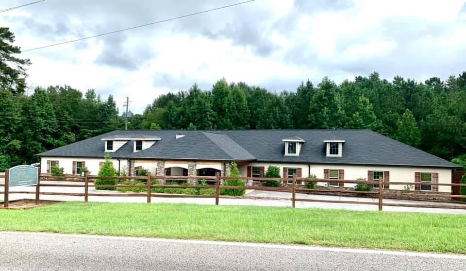 155 Egg and Butter Rd, Columbiana, AL for sale - Building Photo - Image 1 of 1