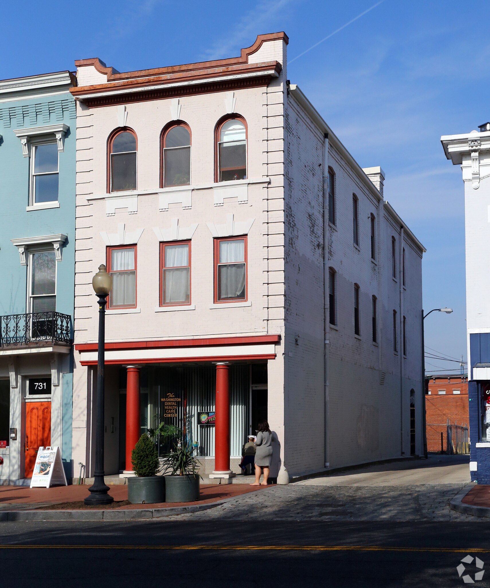 729 8th St SE, Washington, DC for sale Building Photo- Image 1 of 30