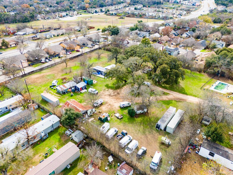 8203 Longview Rd, Austin, TX for sale - Building Photo - Image 2 of 21